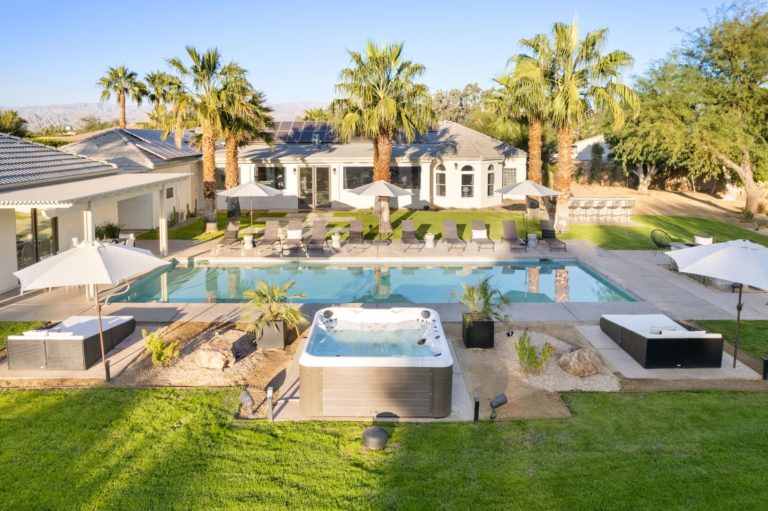 Strut Oasis 71